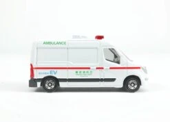 158547 Nissan NV400 EV Ambulance'21 -Toy Discount Store 05216053