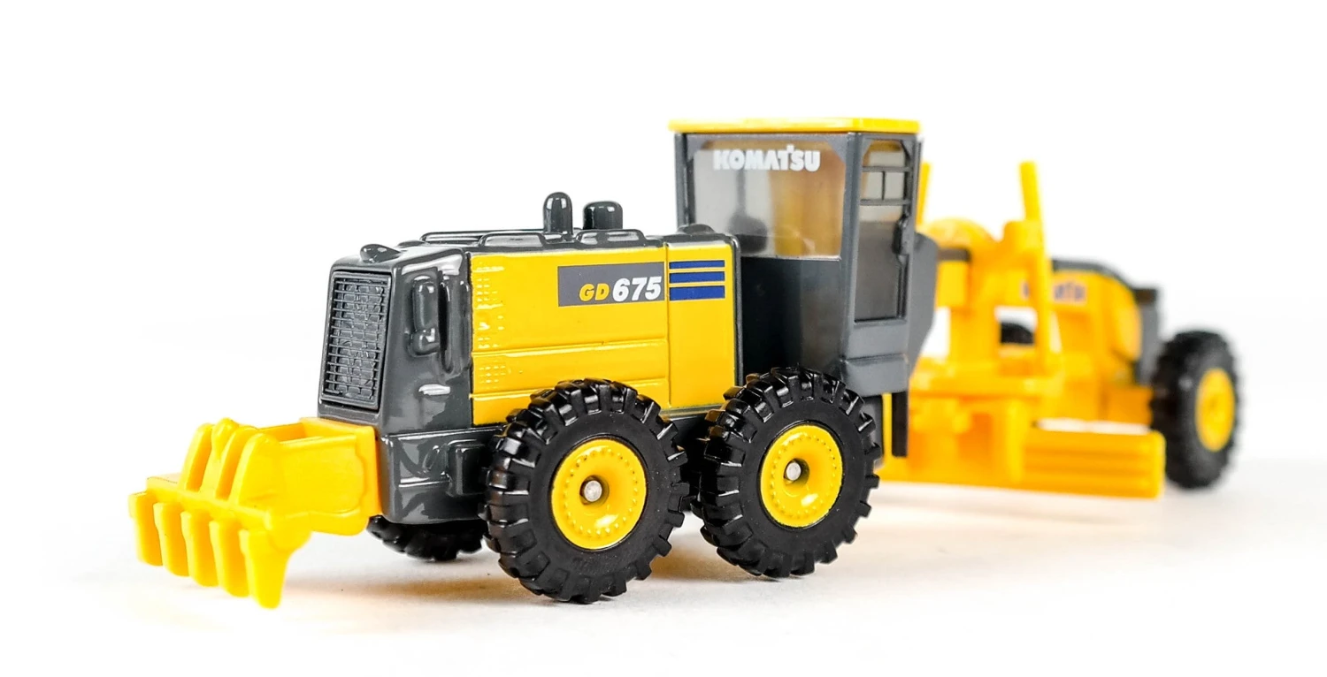 862000 Komatsu Motor Grader GD675-6 3 862000 Komatsu Motor Grader GD675-6