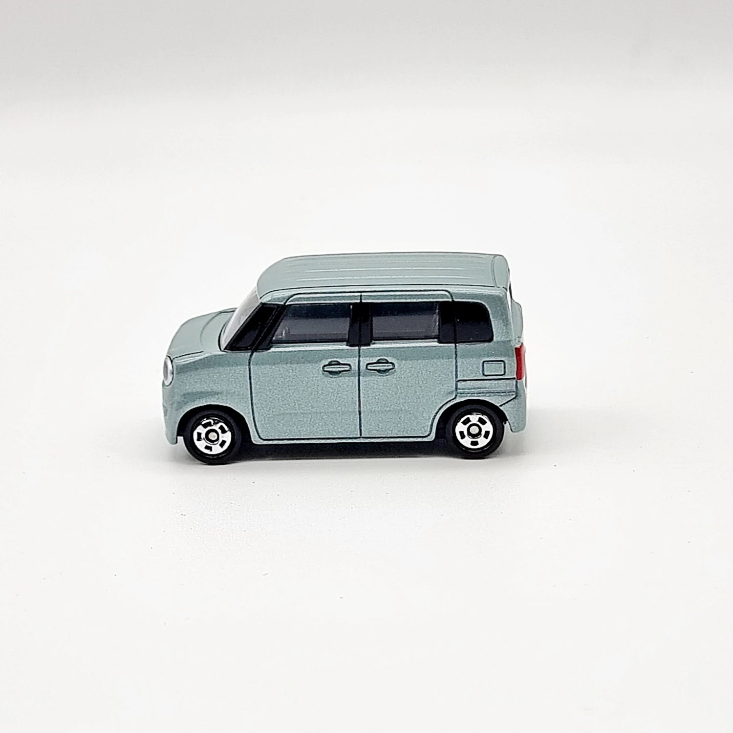 188759 Tomica Suzuki Wagon R Smile 5 188759 Tomica Suzuki Wagon R Smile - Image 3