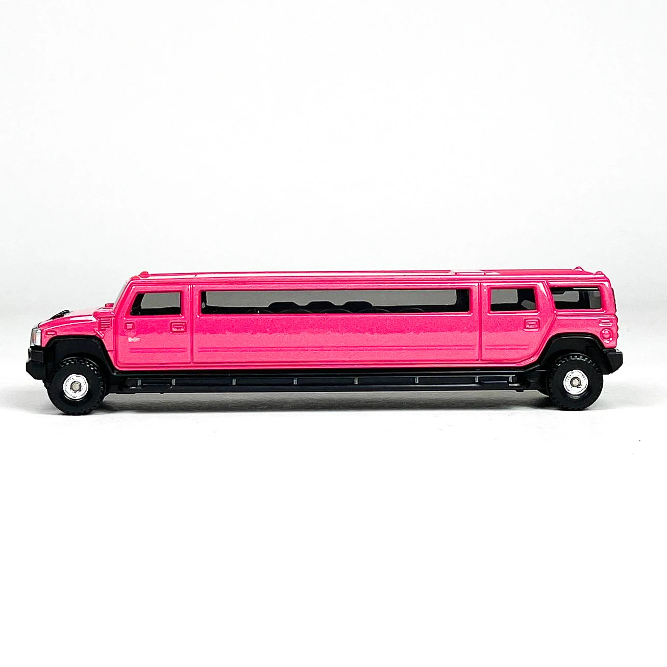 175193 Long Tomica Hummer H2 Limousine 3 175193 Long Tomica Hummer H2 Limousine