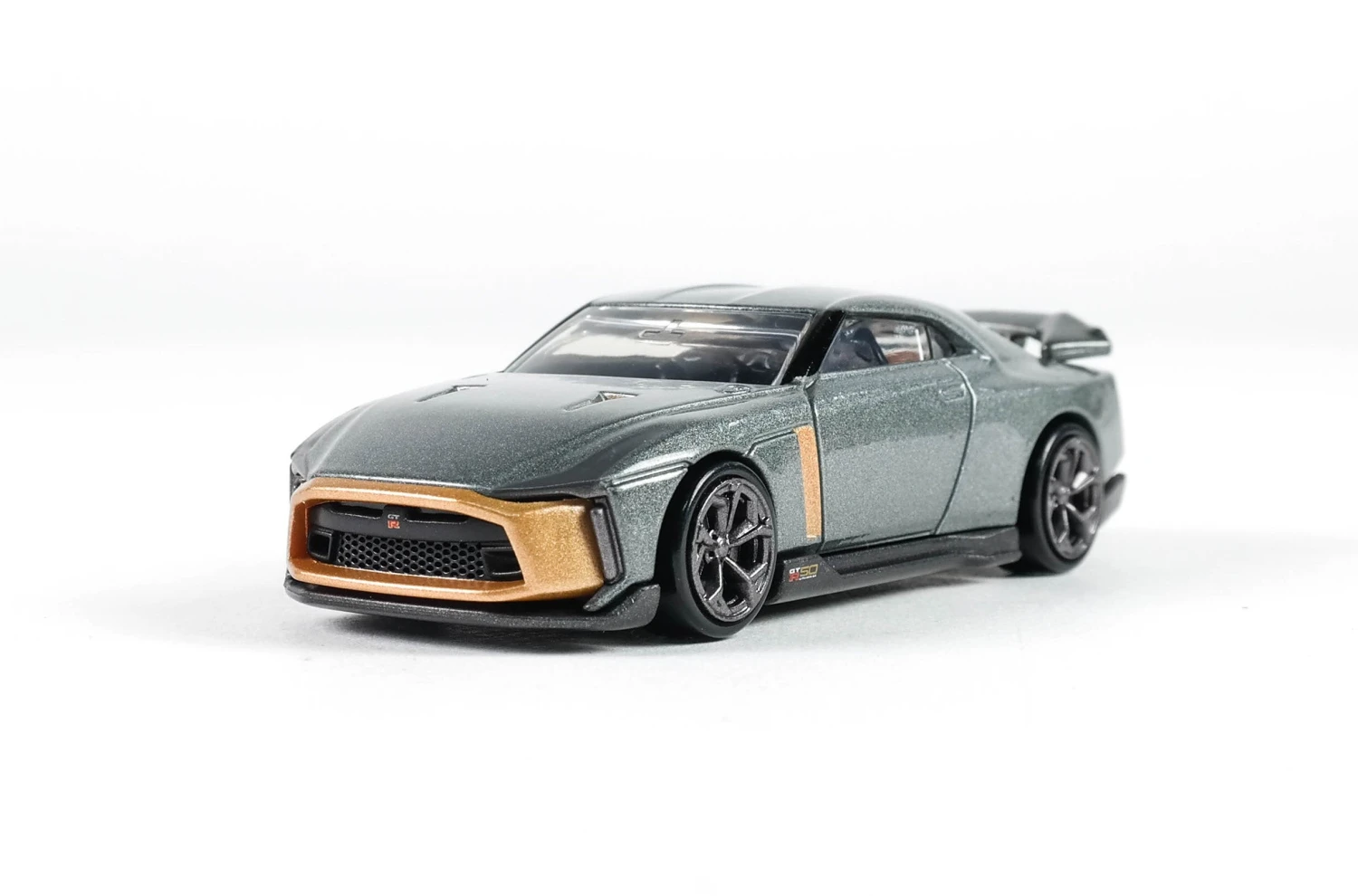 Tomica Premium TP23 Nissan GT-R 50 By Ital Design 4 Tomica Premium TP23 Nissan GT-R 50 By Ital Design - Image 2