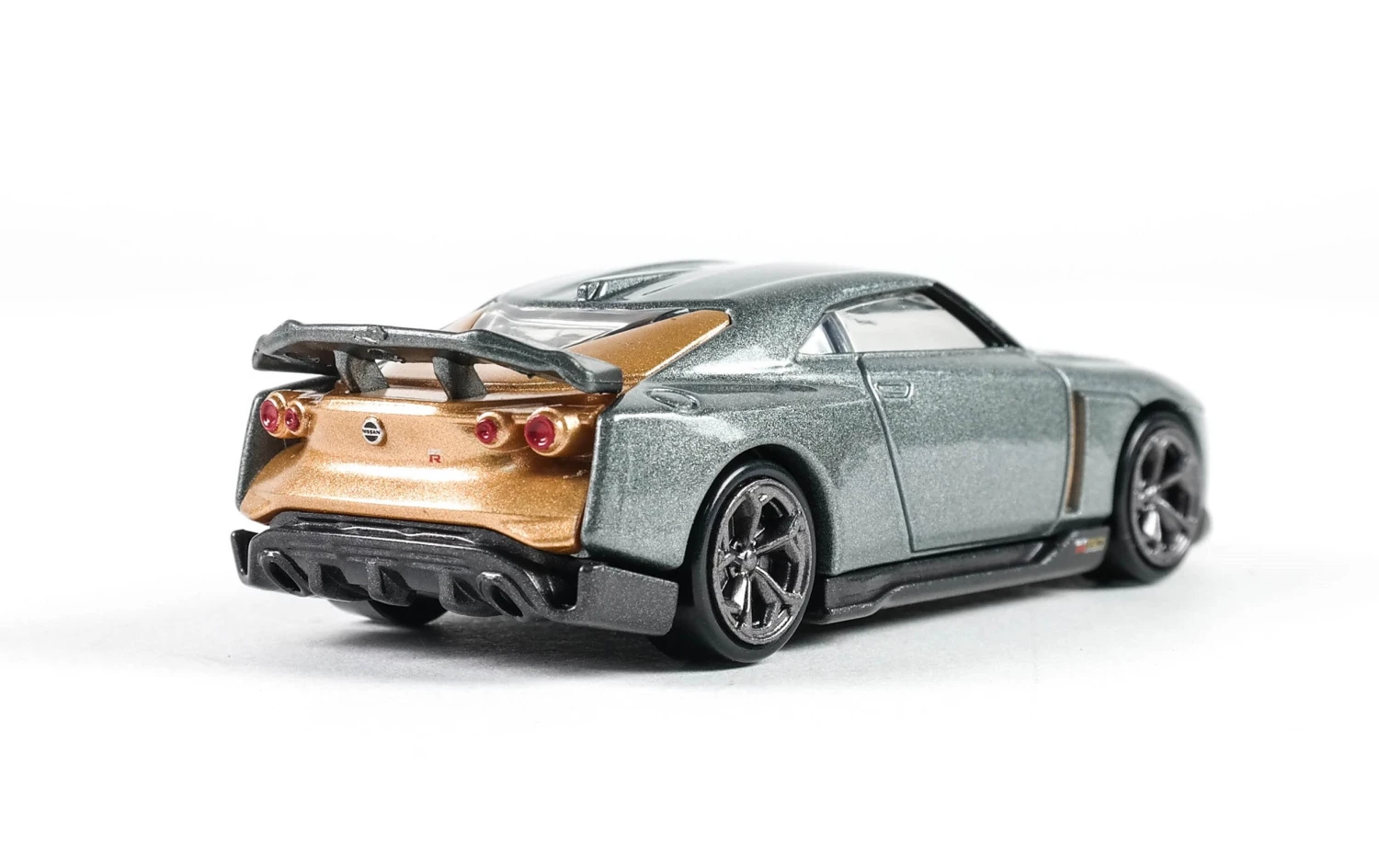 Tomica Premium TP23 Nissan GT-R 50 By Ital Design 5 Tomica Premium TP23 Nissan GT-R 50 By Ital Design - Image 3