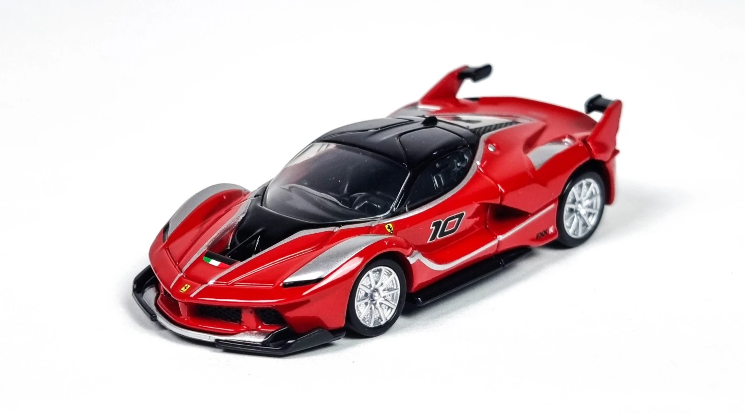 Tomica Premium PRM33 Ferrari FXX K 3 Tomica Premium PRM33 Ferrari FXX K
