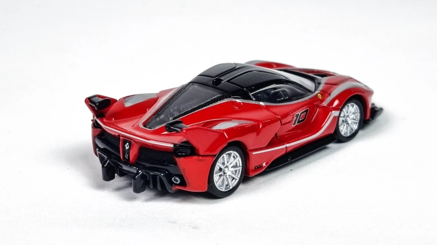 Tomica Premium PRM33 Ferrari FXX K 5 Tomica Premium PRM33 Ferrari FXX K - Image 3