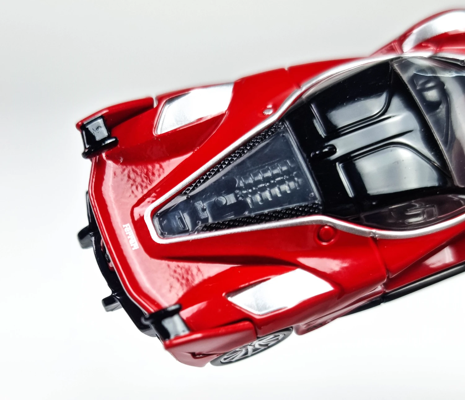 Tomica Premium PRM33 Ferrari FXX K 6 Tomica Premium PRM33 Ferrari FXX K - Image 4