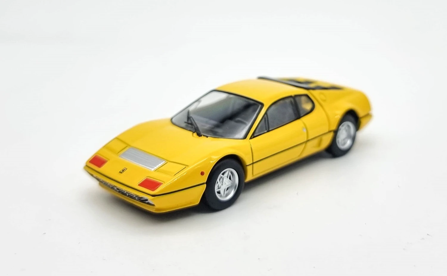 Tomy Tec LV-N Ferrari 512 BBI Yellow 3 Tomy Tec LV-N Ferrari 512 BBI Yellow