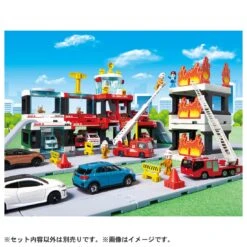Machi Creator Tomica Town Rescue Base 22 -Toy Discount Store 209683 5