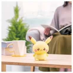 Pokemon Pokepeace Puni Kyun Light Pikachu -Toy Discount Store 270096 2