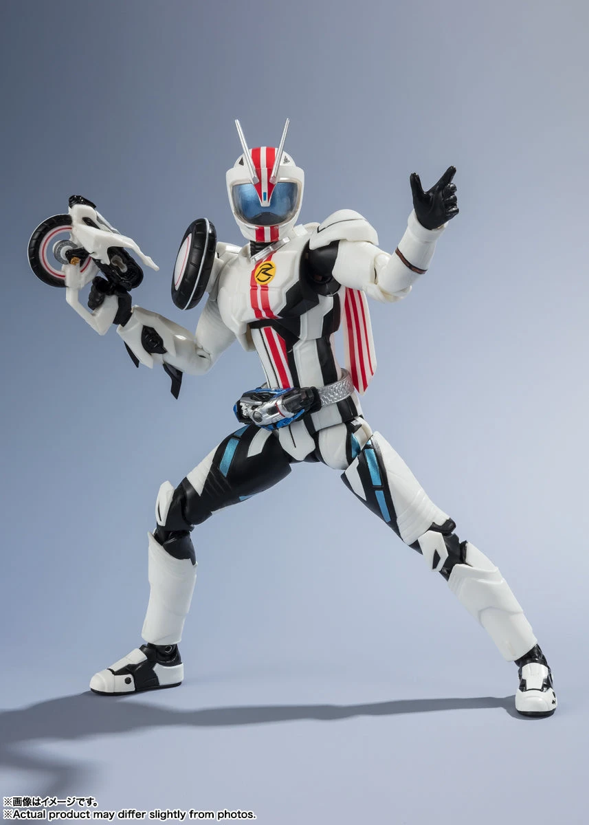 SHF Kamen Rider Mach Heisei Generations Edition 4 SHF Kamen Rider Mach Heisei Generations Edition - Image 2