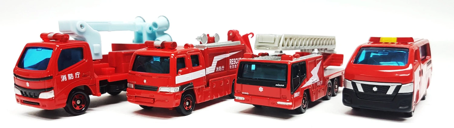 Tomica Gift Fire Engine Collection Set 16 (4 Cars) 3 Tomica Gift Fire Engine Collection Set 16 (4 Cars)