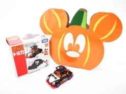 [10 Anniversary Disney Motors Halloween 1] 499268 Vampire Mickey + 1 Mystery Disney Motors 829607 -Toy Discount Store IMG 20181015 171500