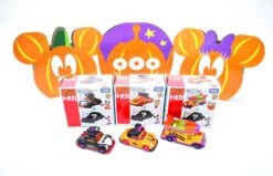 [10 Anniversary Disney Motors Halloween 3] 869986 Jumboree Cruiser + 1 Mystery Disney Motors 832669 -Toy Discount Store IMG 20181015 171805 049d0558 aa47 4e25 9237 88470900d28c