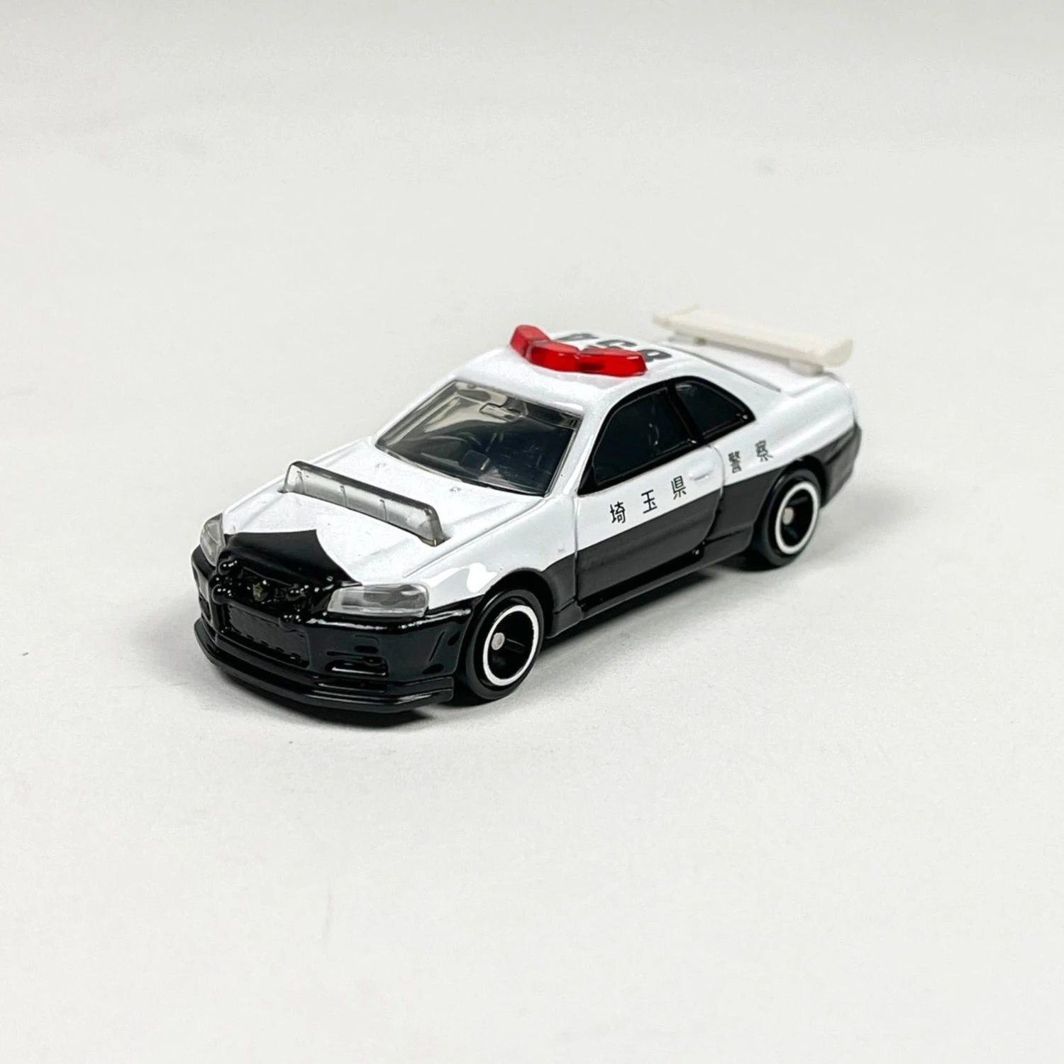 174868 Nissan Skyline GT-R (BNR34) Patrol Car 5 174868 Nissan Skyline GT-R (BNR34) Patrol Car - Image 3