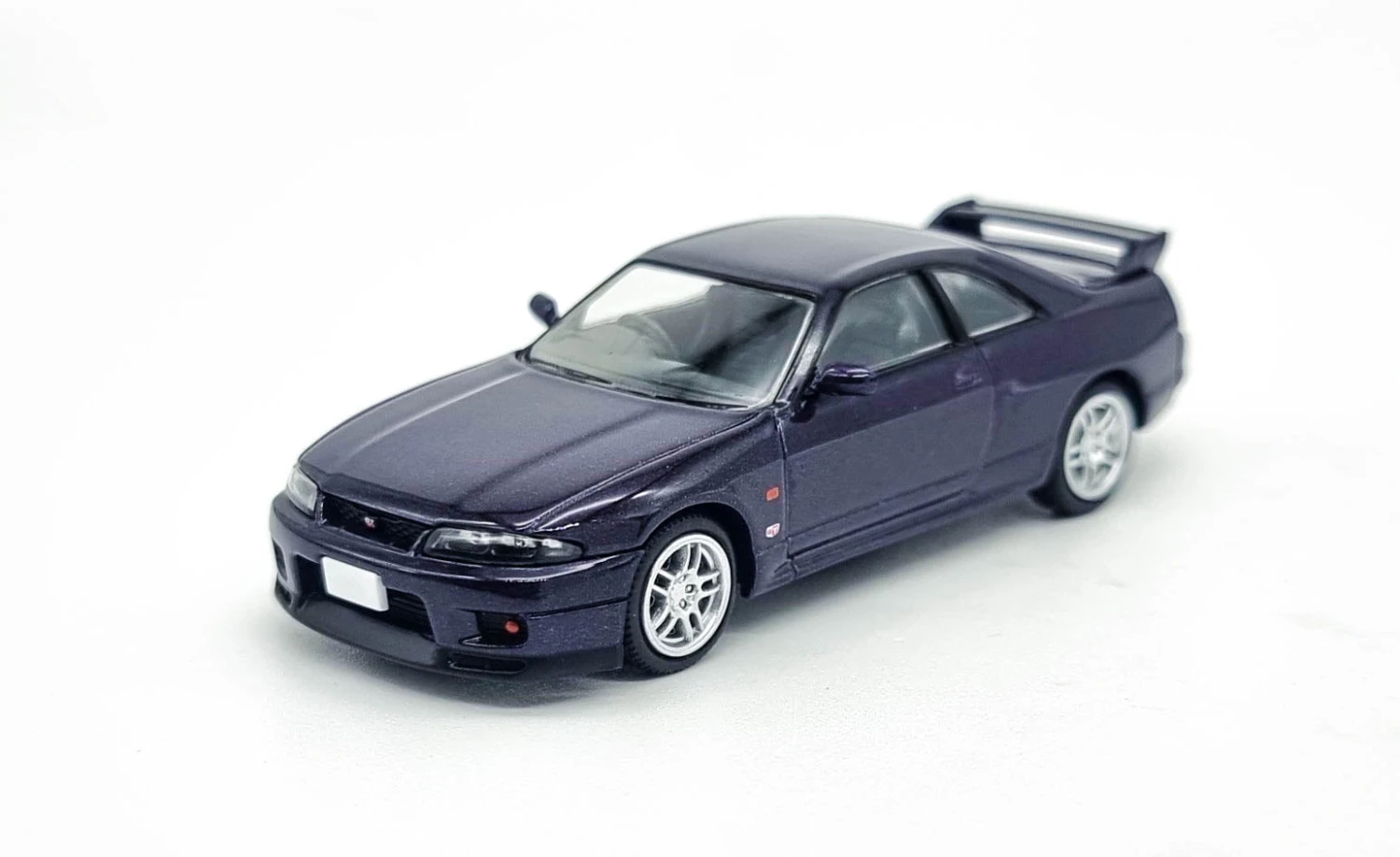 Tomy Tec LV-N308A Nissan Skyline GT-R V-Spec Purple 1995 3 Tomy Tec LV-N308A Nissan Skyline GT-R V-Spec Purple 1995