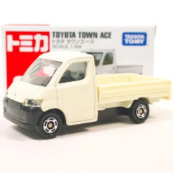 [Farmer Pack] Yanmar Tractor + No.28 Yanmar Combine YH590 + Toyota Town Ace + Komatsu Motor CRA GD675-6 -Toy Discount Store c1